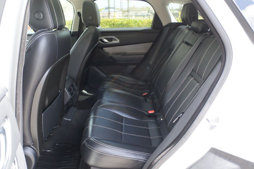 2018 Land Rover Range Rover Image 35