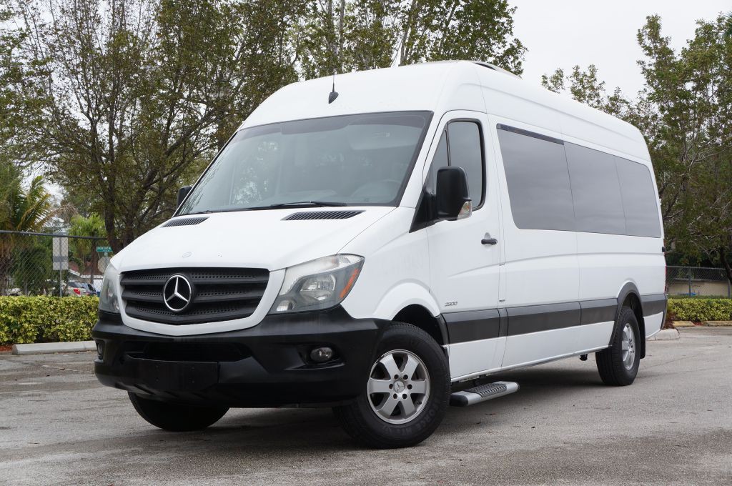 2015 Mercedes-Benz Sprinter Image 1