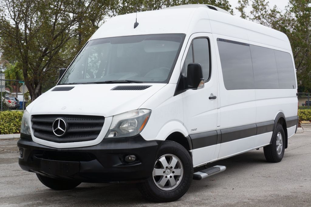 2015 Mercedes-Benz Sprinter Image 2