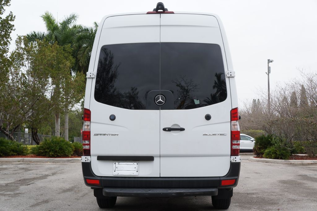 2015 Mercedes-Benz Sprinter Image 11