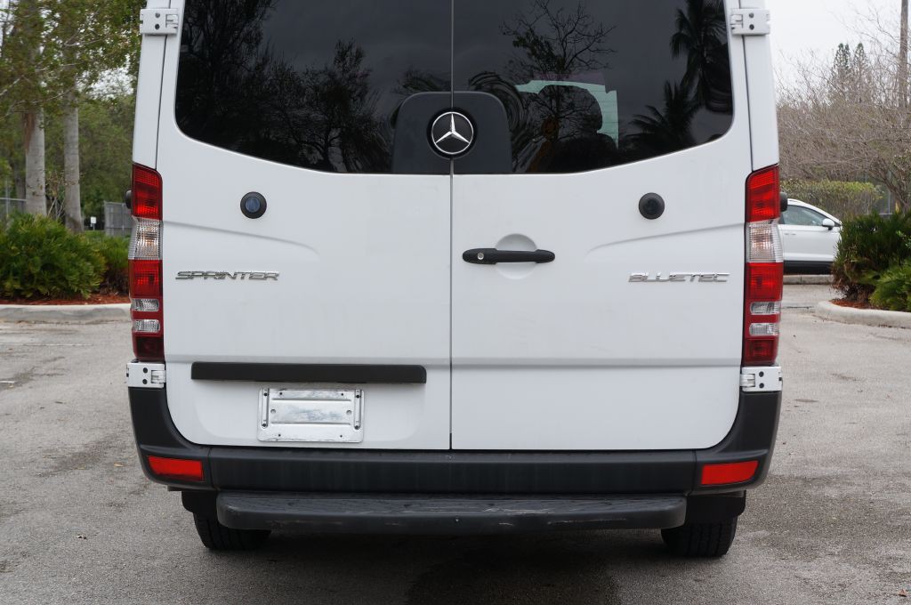2015 Mercedes-Benz Sprinter Image 12