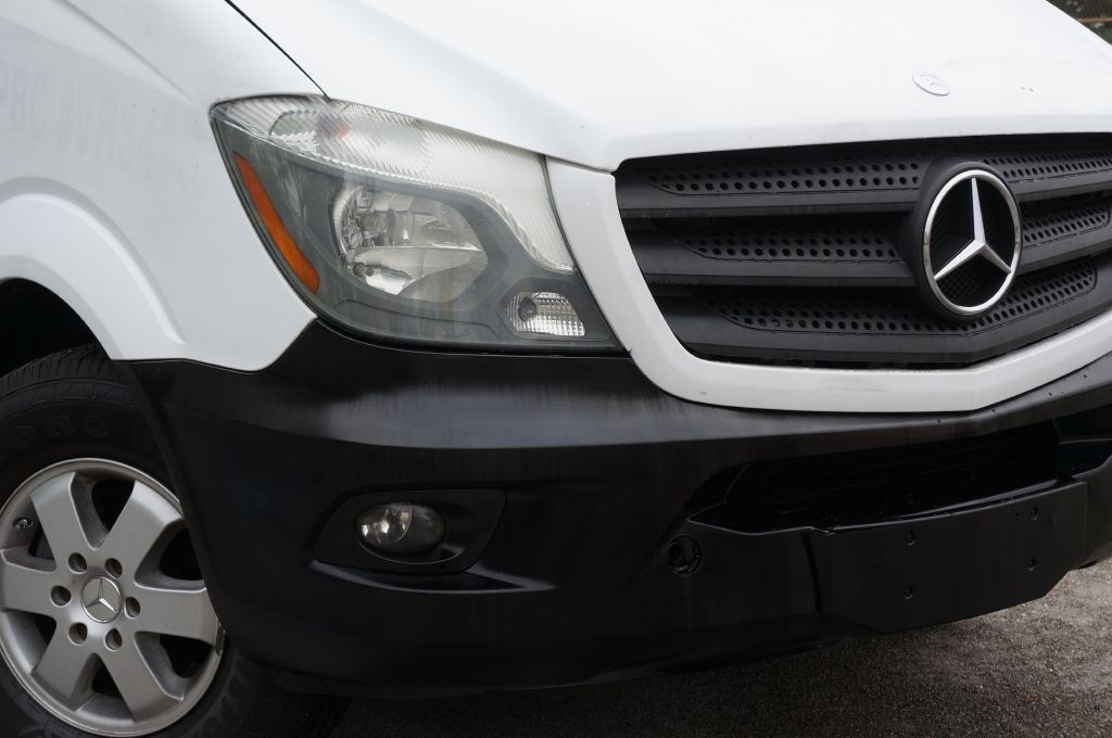 2015 Mercedes-Benz Sprinter Image 17
