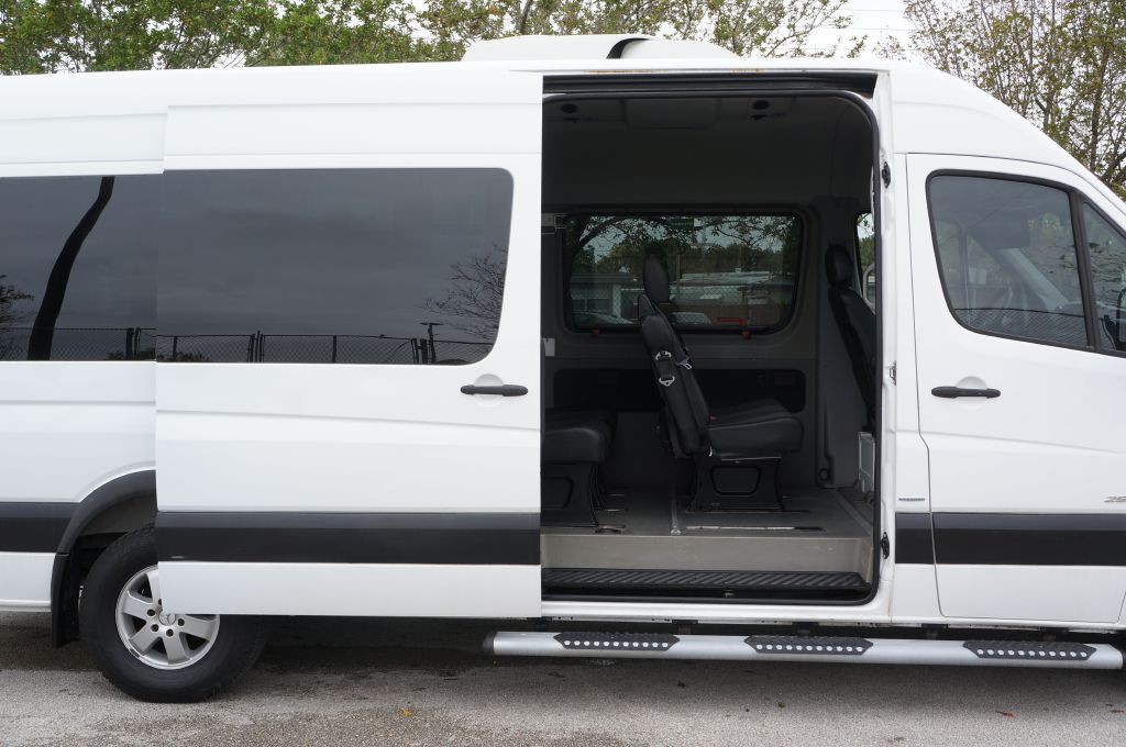 2015 Mercedes-Benz Sprinter Image 24