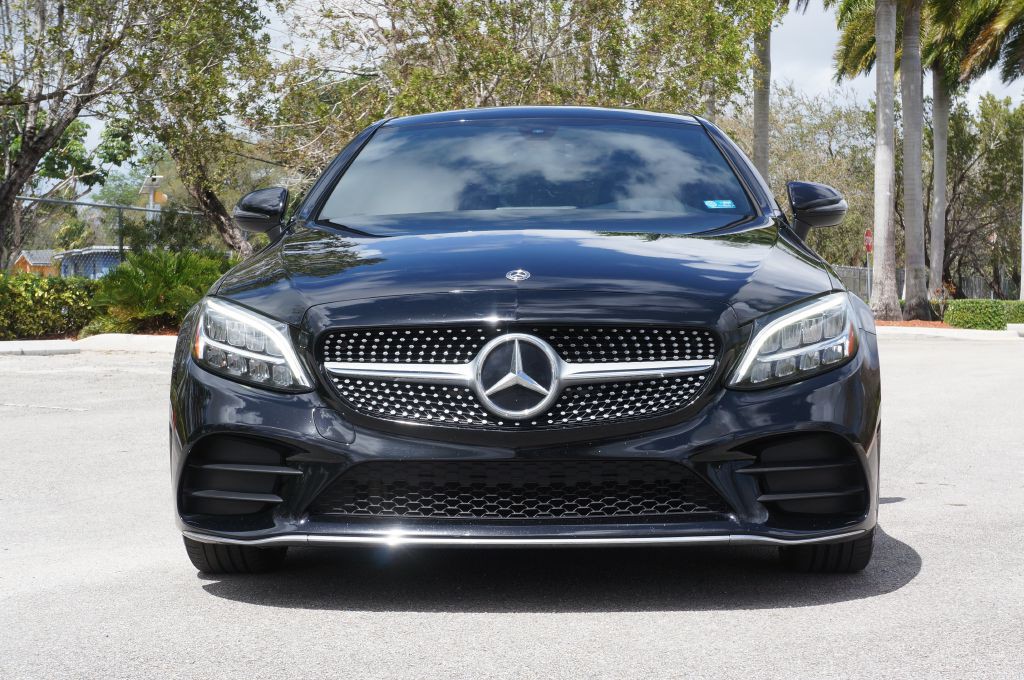 2019 Mercedes-Benz C-Class Image 3