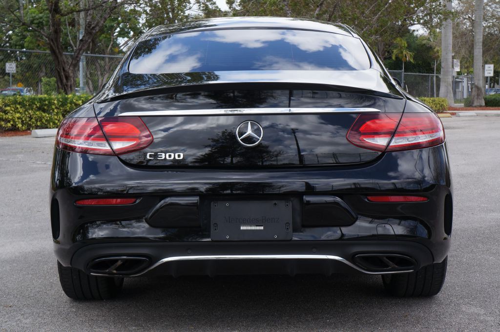 2019 Mercedes-Benz C-Class Image 12