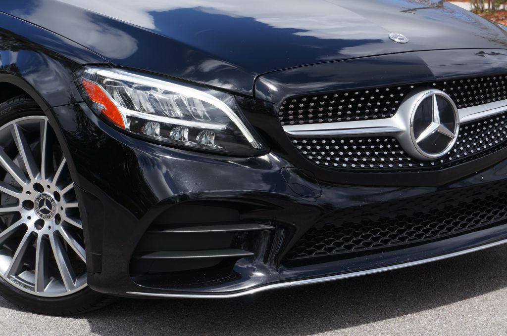 2019 Mercedes-Benz C-Class Image 17