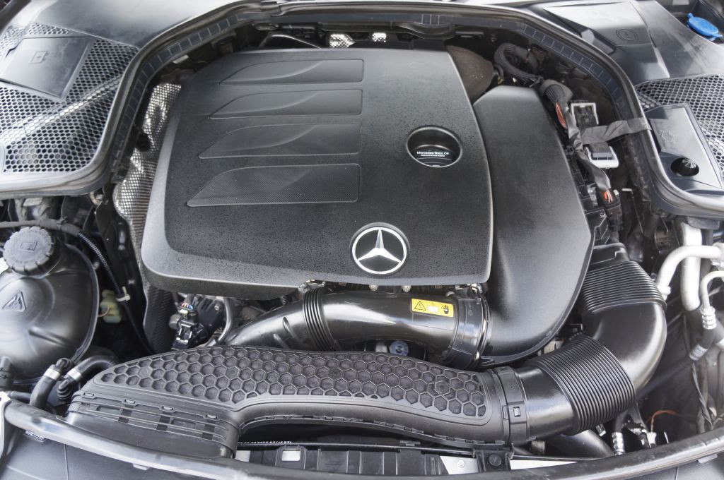2019 Mercedes-Benz C-Class Image 23