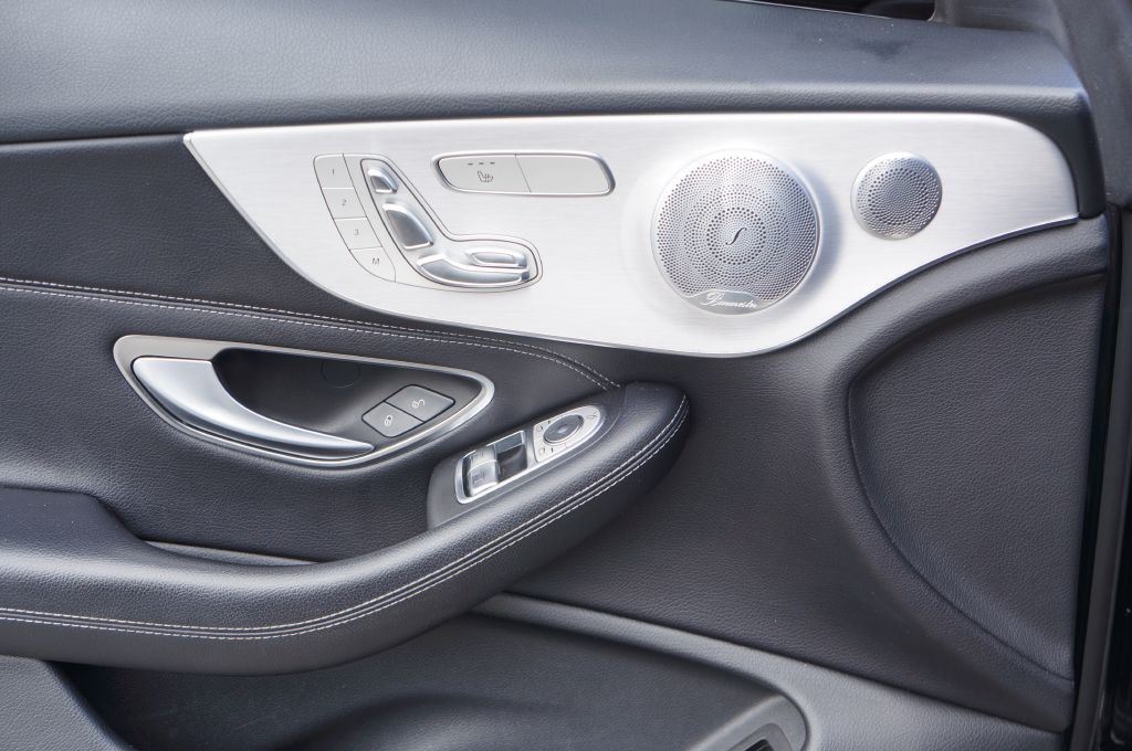 2019 Mercedes-Benz C-Class Image 25