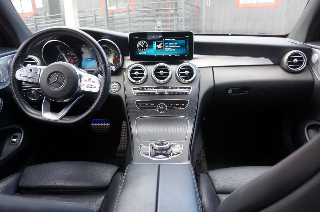 2019 Mercedes-Benz C-Class Image 39