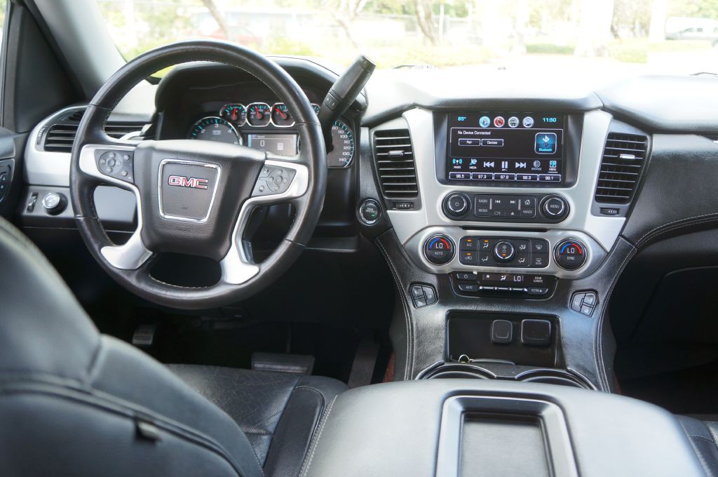 2018 GMC Yukon Image 40