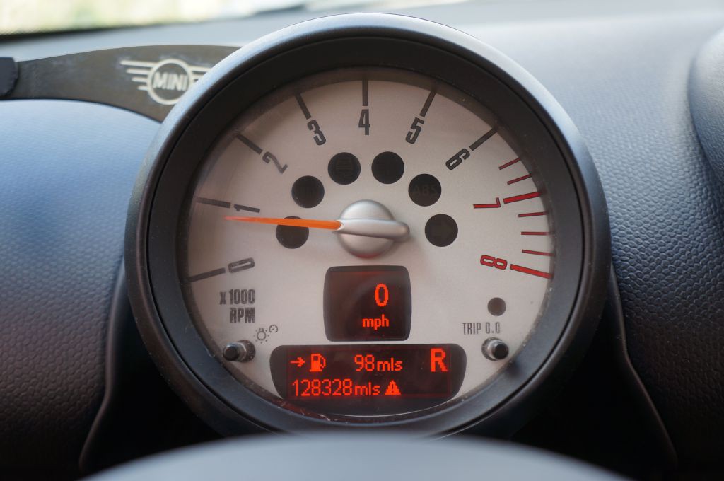 2011 MINI Countryman Image 42