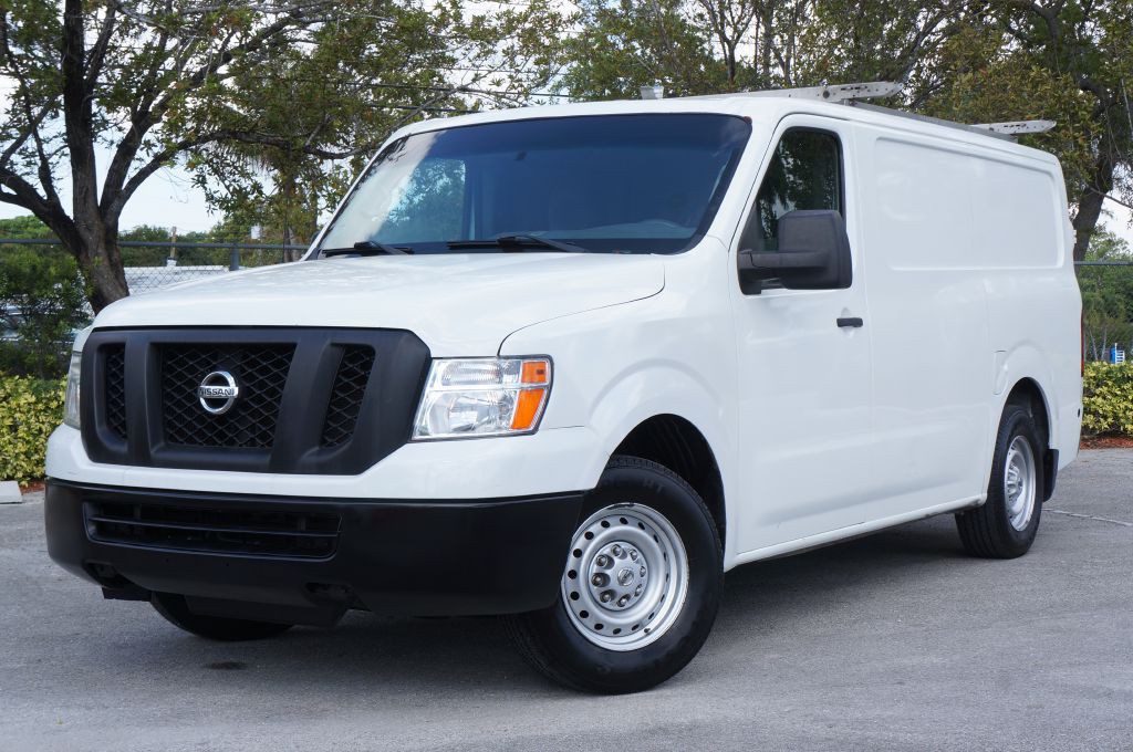2018 Nissan NV Image 2