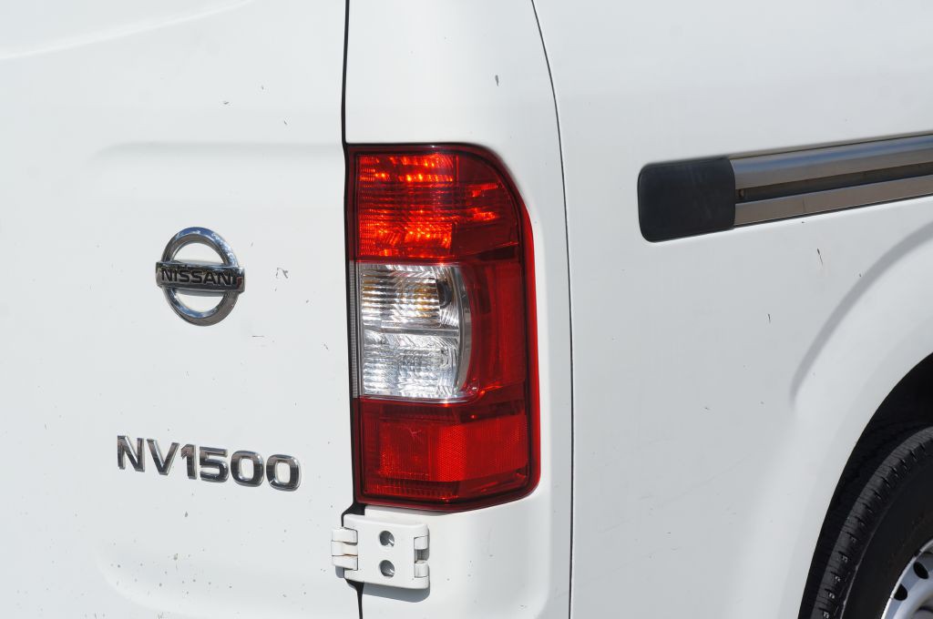 2018 Nissan NV Image 22