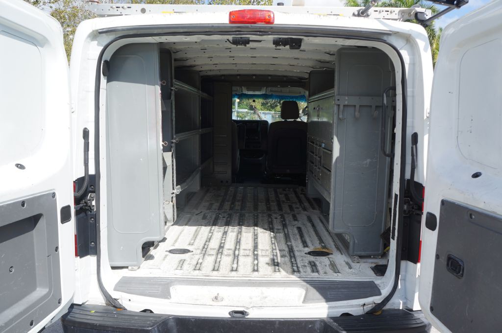 2018 Nissan NV Image 24