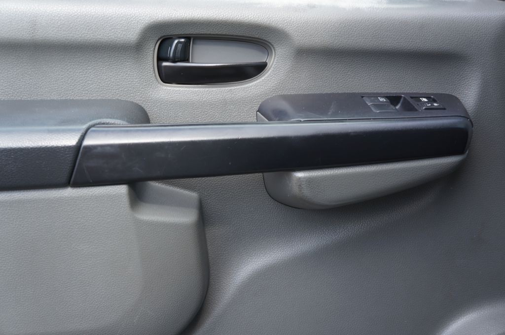 2018 Nissan NV Image 31
