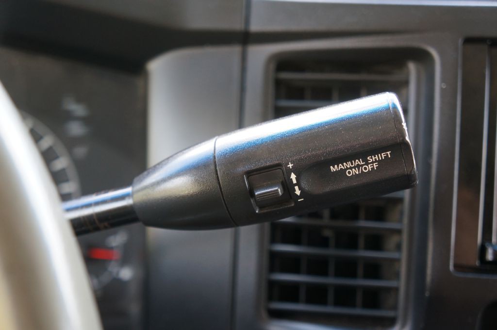 2018 Nissan NV Image 45