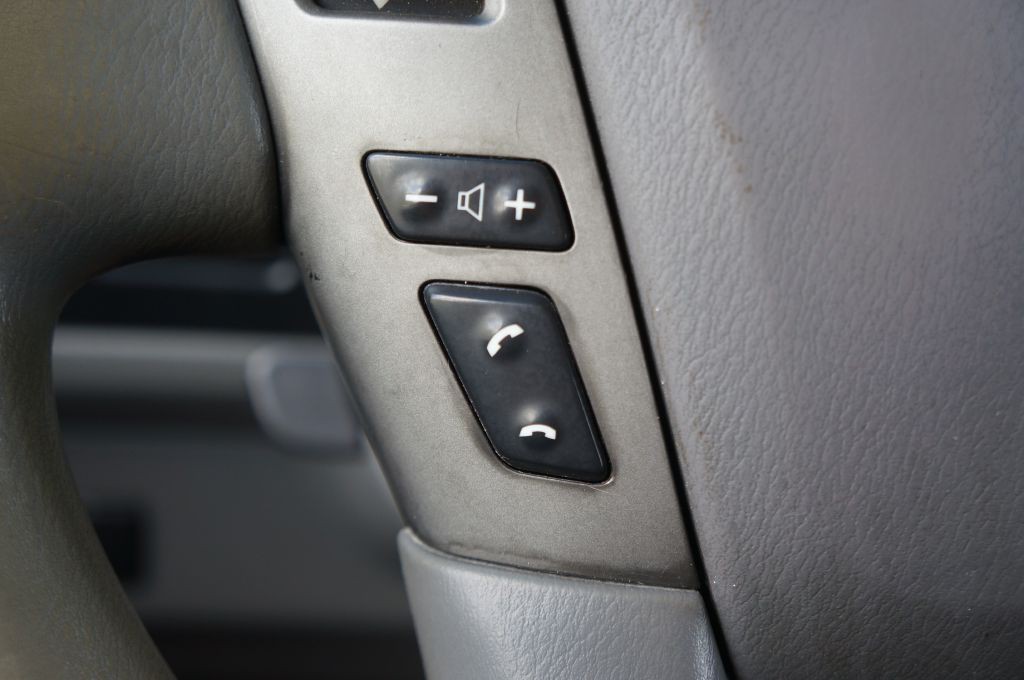 2018 Nissan NV Image 46