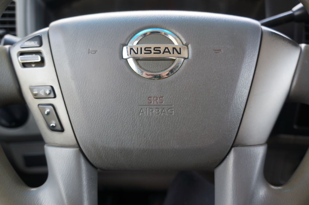 2018 Nissan NV Image 47