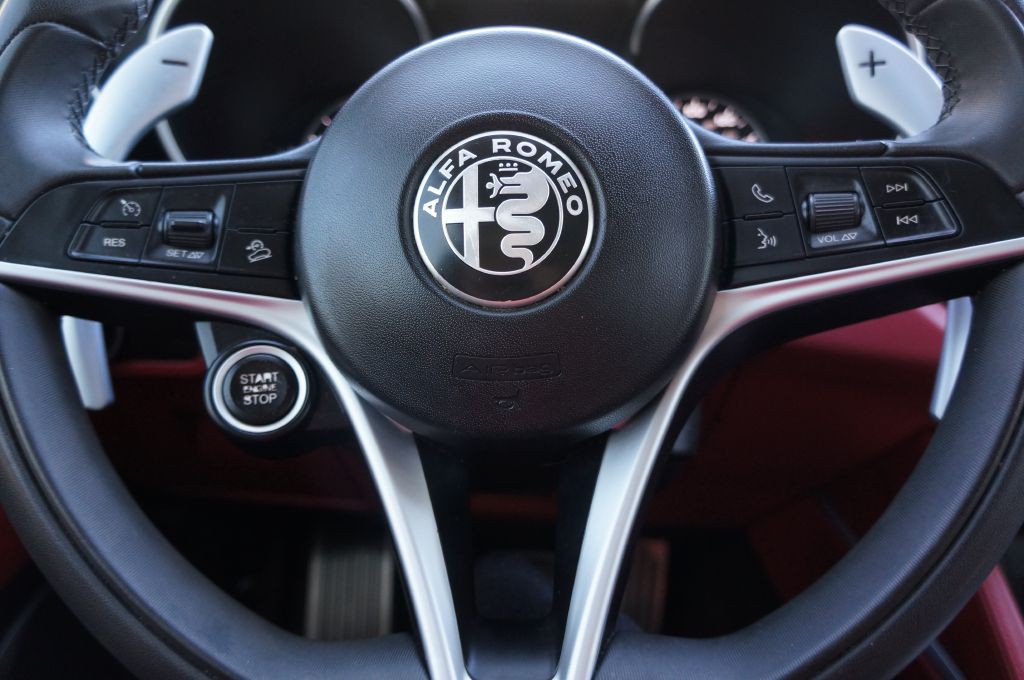 2019 Alfa Romeo Stelvio Image 50