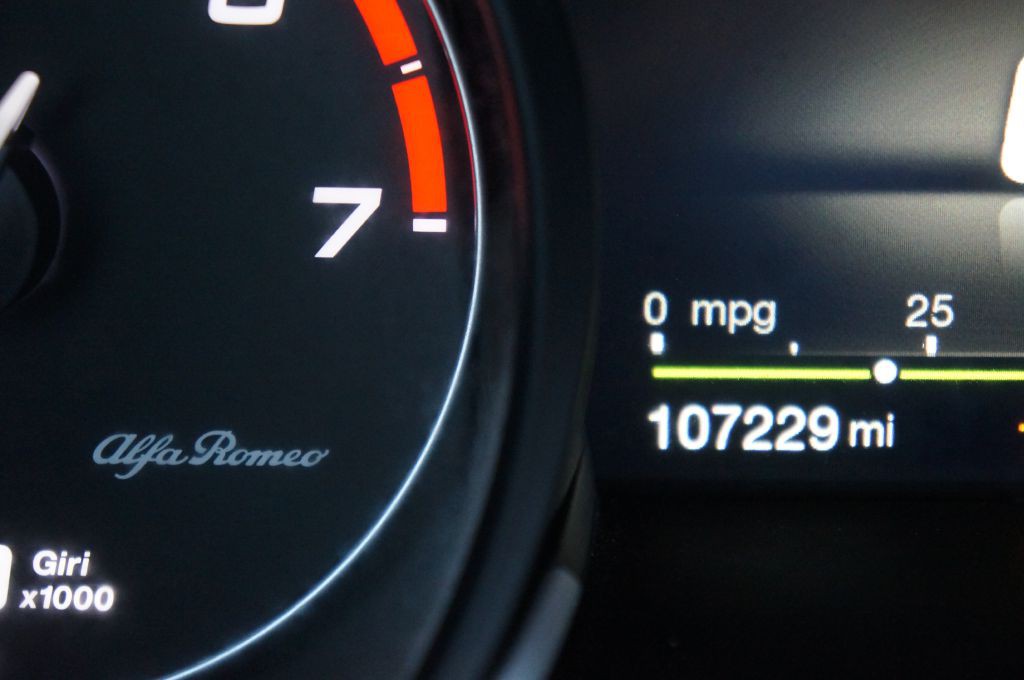 2019 Alfa Romeo Stelvio Image 52