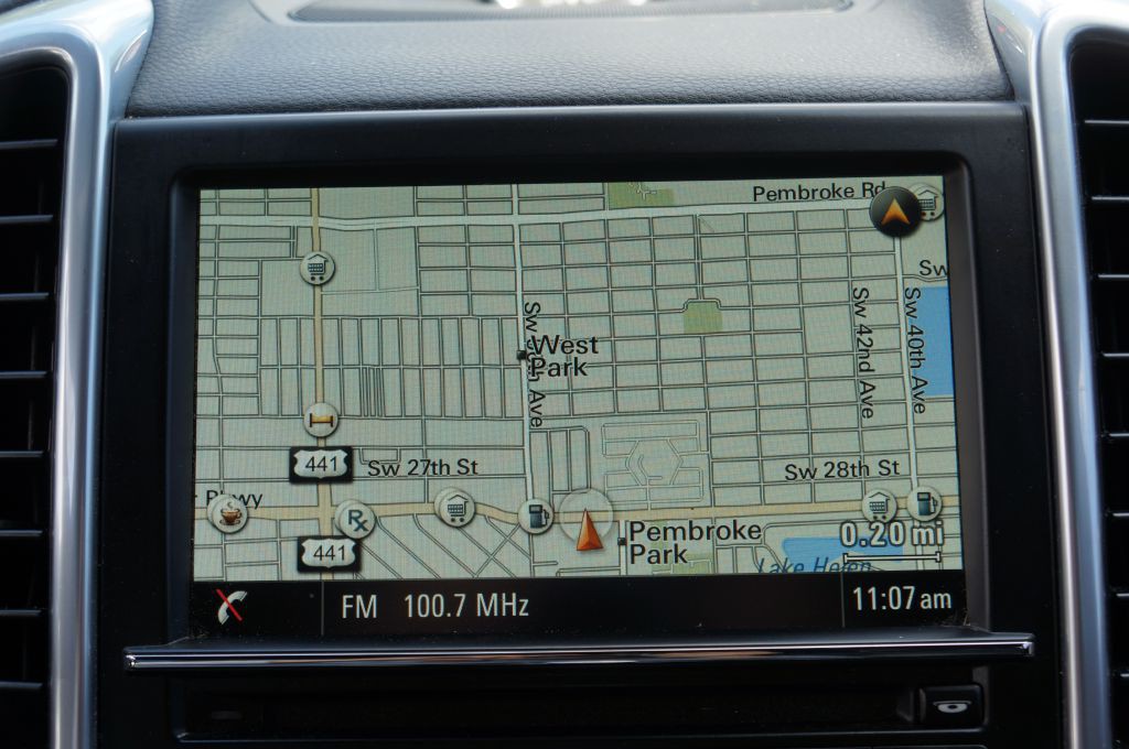 2016 Porsche Cayenne Image 14