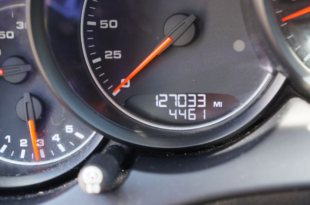 2016 Porsche Cayenne Image 21