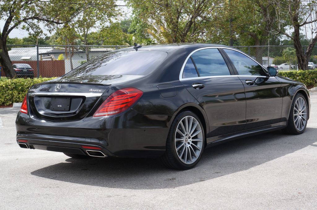 2016 Mercedes-Benz S-Class Image 14