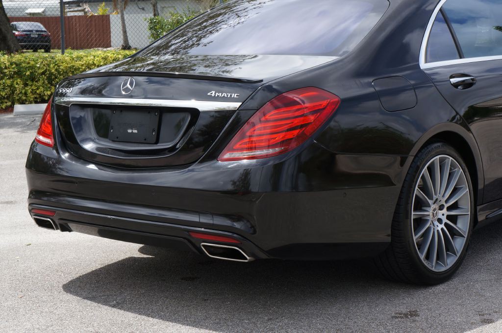 2016 Mercedes-Benz S-Class Image 18