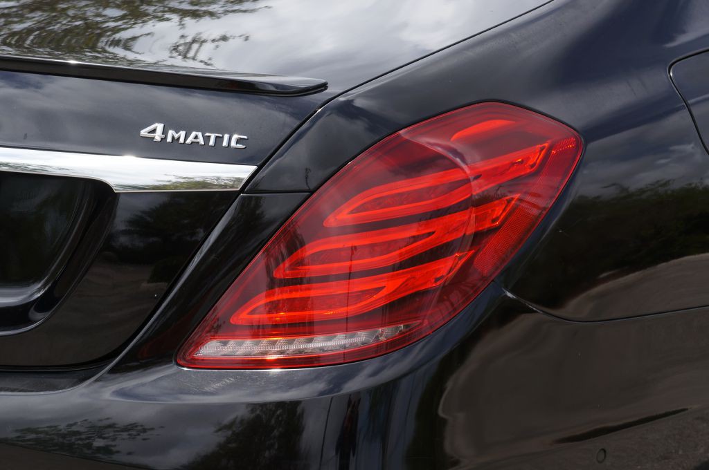 2016 Mercedes-Benz S-Class Image 21