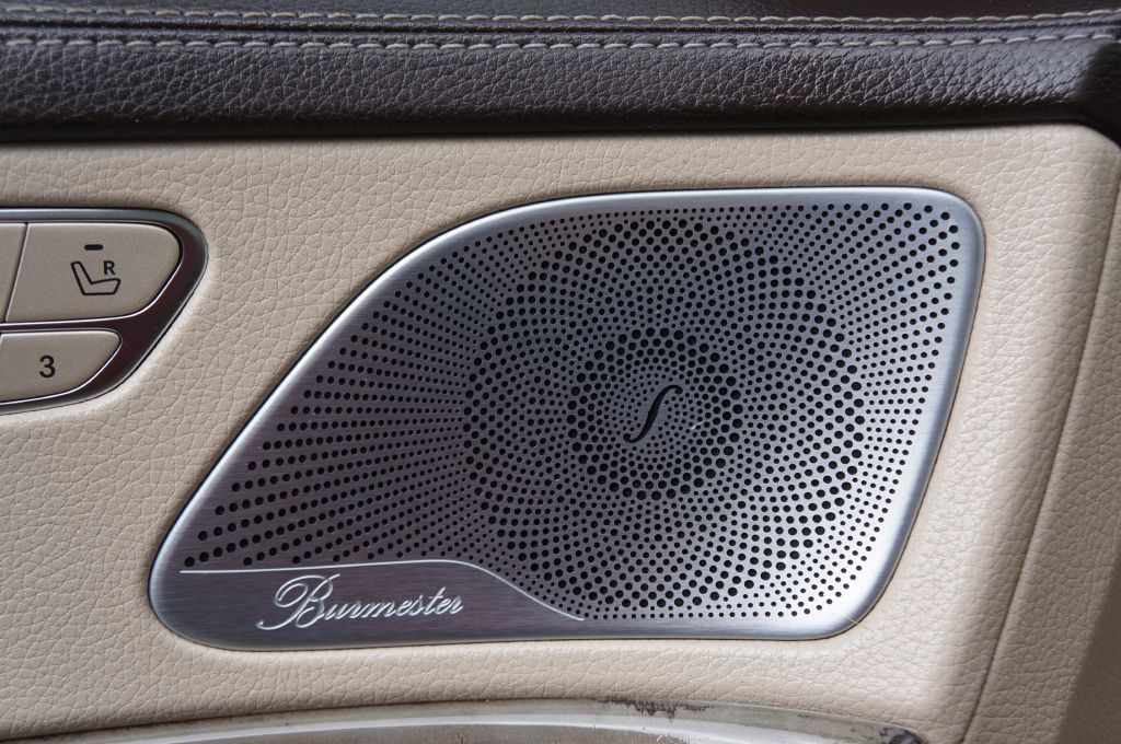 2016 Mercedes-Benz S-Class Image 26