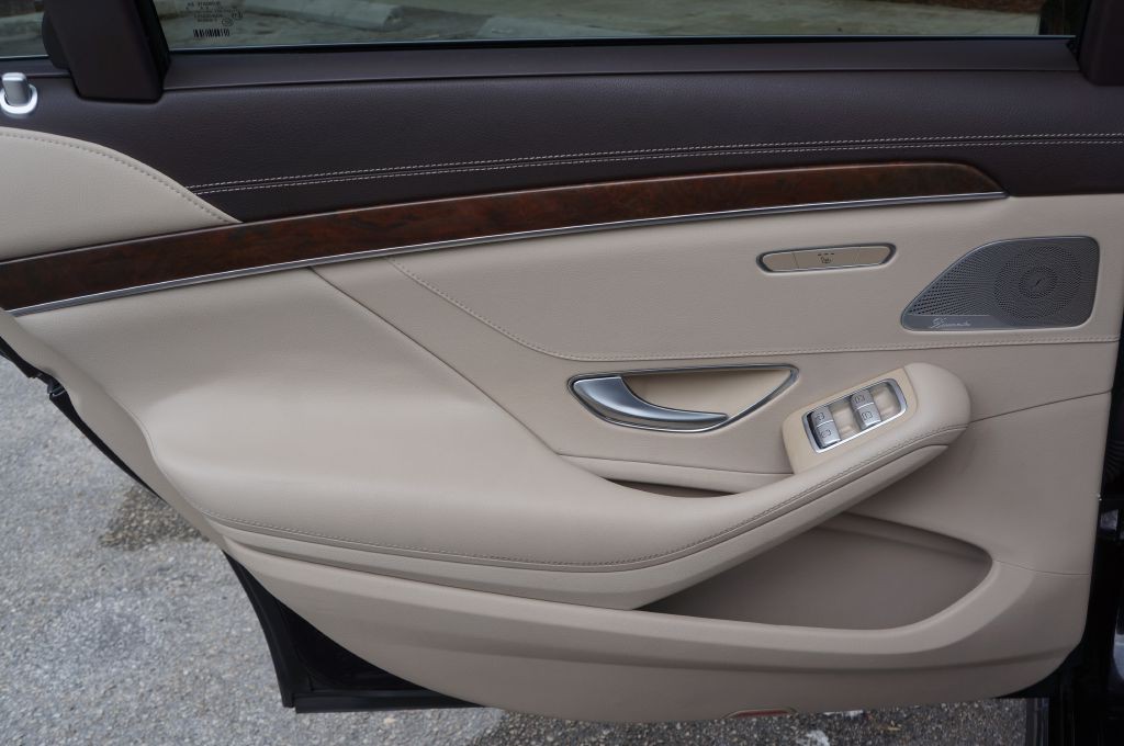 2016 Mercedes-Benz S-Class Image 30