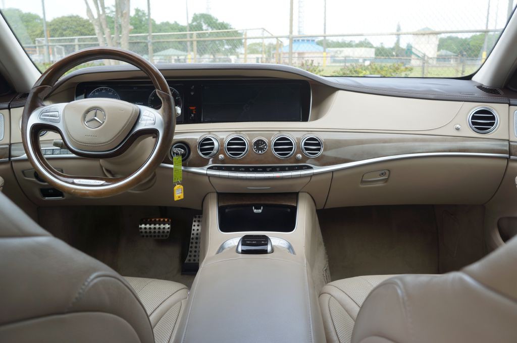 2016 Mercedes-Benz S-Class Image 34