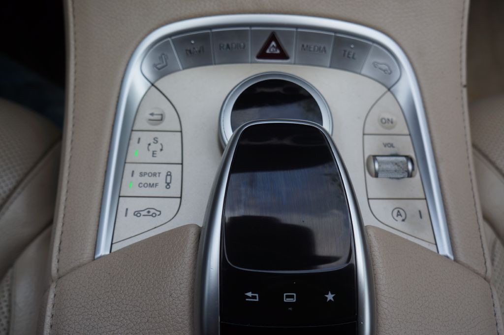 2016 Mercedes-Benz S-Class Image 43