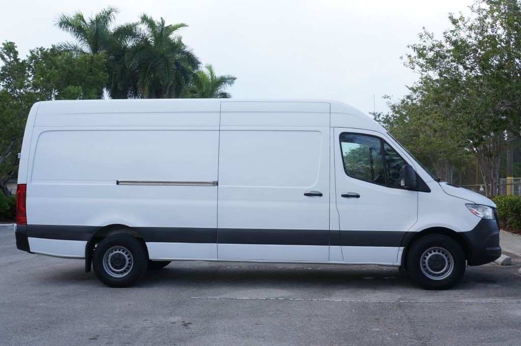2022 Mercedes-Benz Sprinter Image 12
