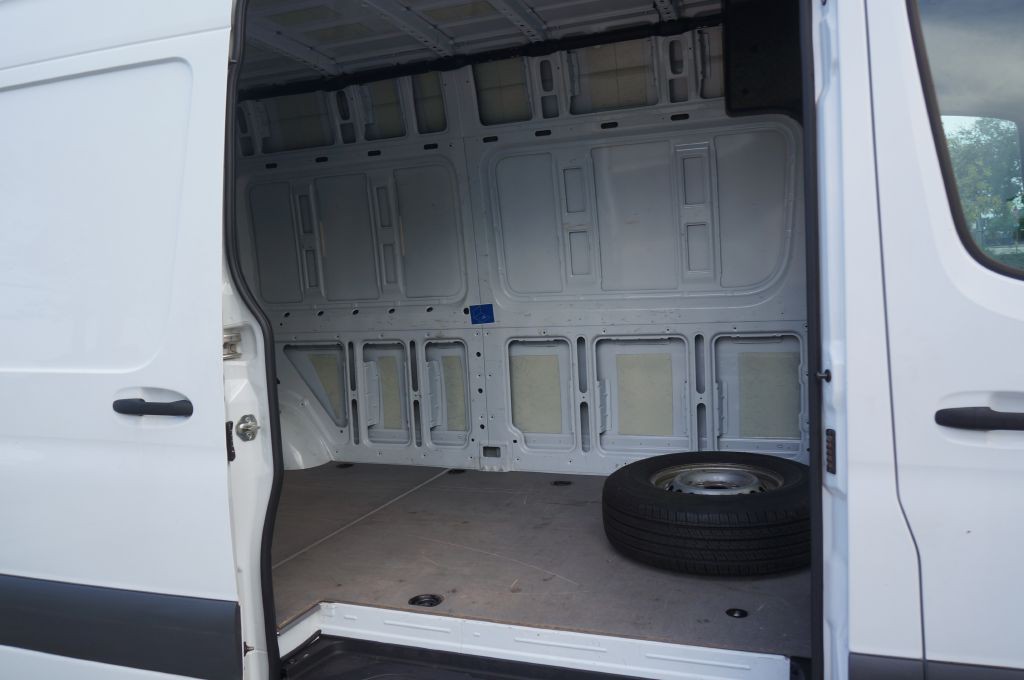 2022 Mercedes-Benz Sprinter Image 17