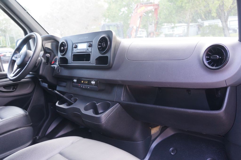 2022 Mercedes-Benz Sprinter Image 27