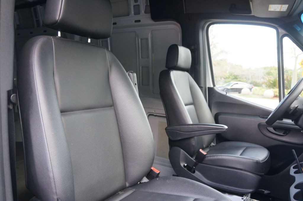 2022 Mercedes-Benz Sprinter Image 29