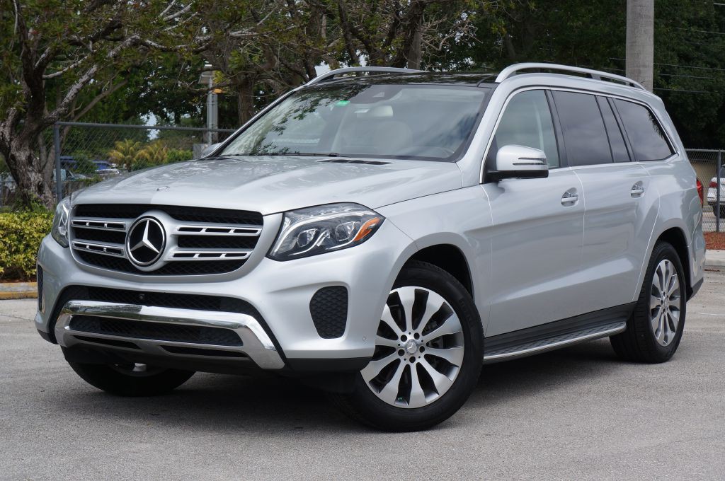 2017 Mercedes-Benz GLS-Class Image 2