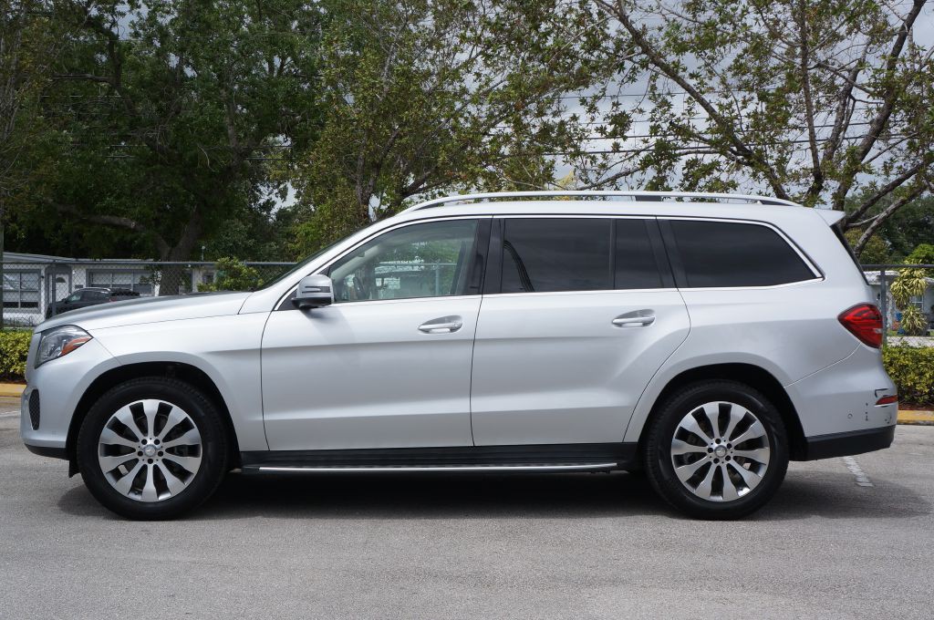 2017 Mercedes-Benz GLS-Class Image 8