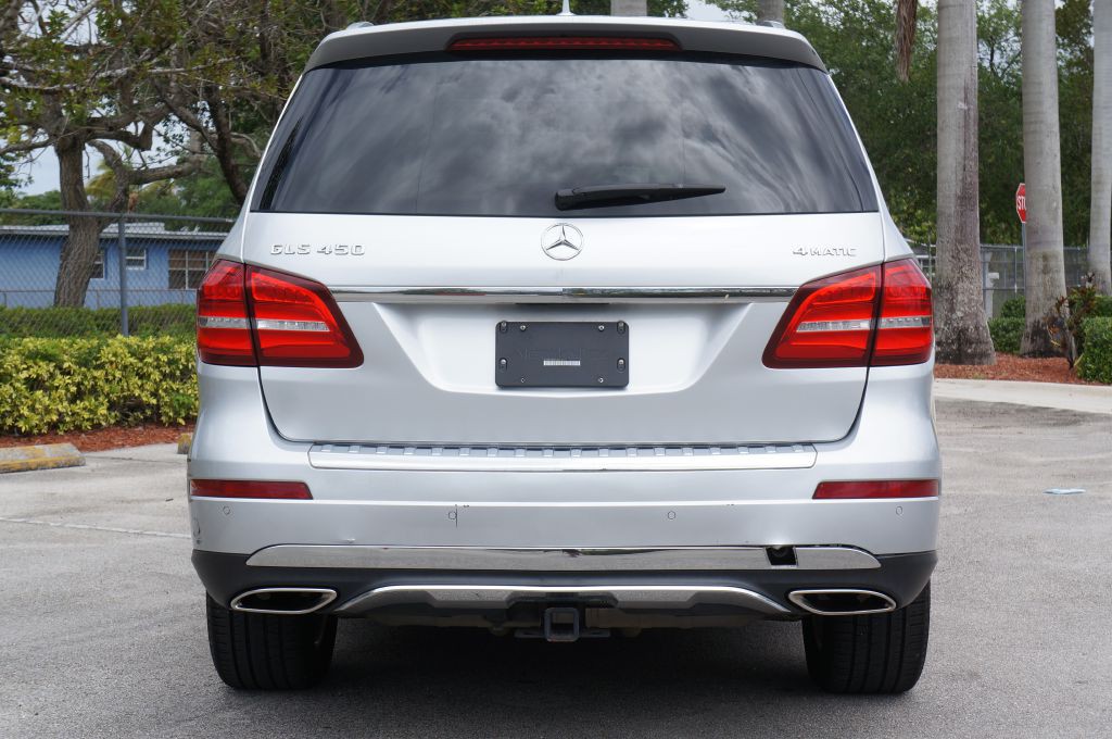 2017 Mercedes-Benz GLS-Class Image 9
