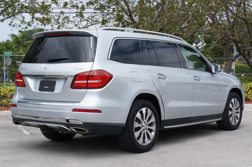 2017 Mercedes-Benz GLS-Class Image 11