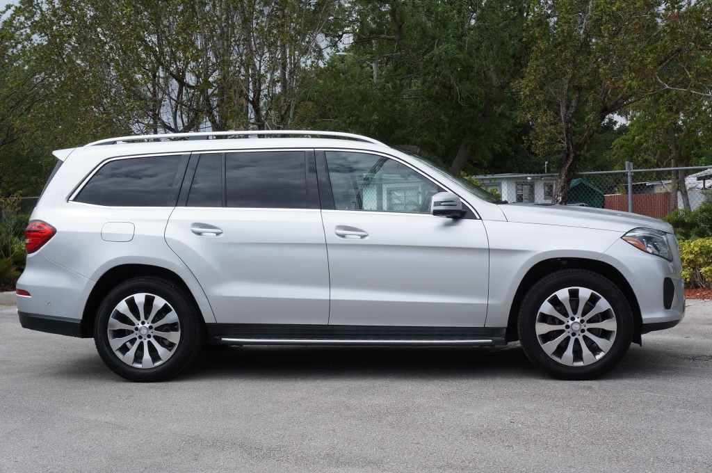 2017 Mercedes-Benz GLS-Class Image 13