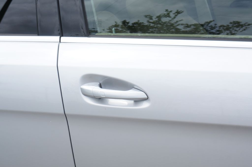 2017 Mercedes-Benz GLS-Class Image 16