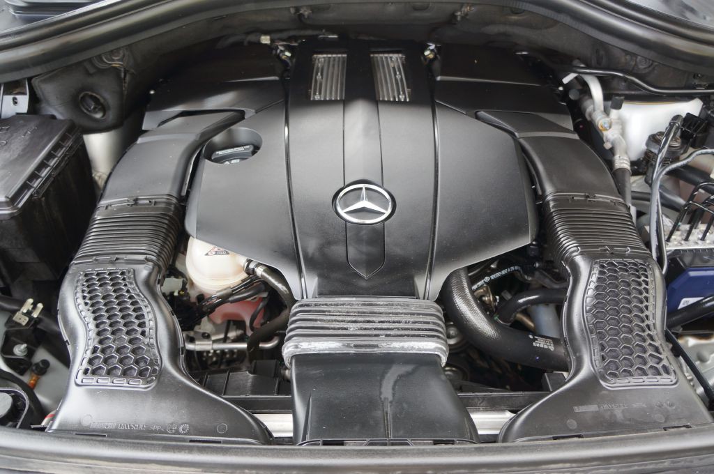 2017 Mercedes-Benz GLS-Class Image 21