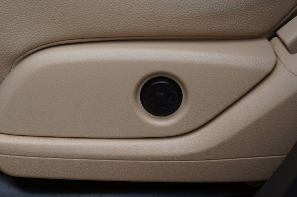 2017 Mercedes-Benz GLS-Class Image 27