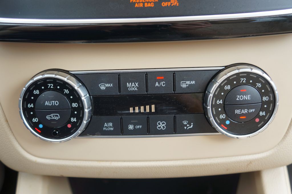 2017 Mercedes-Benz GLS-Class Image 43