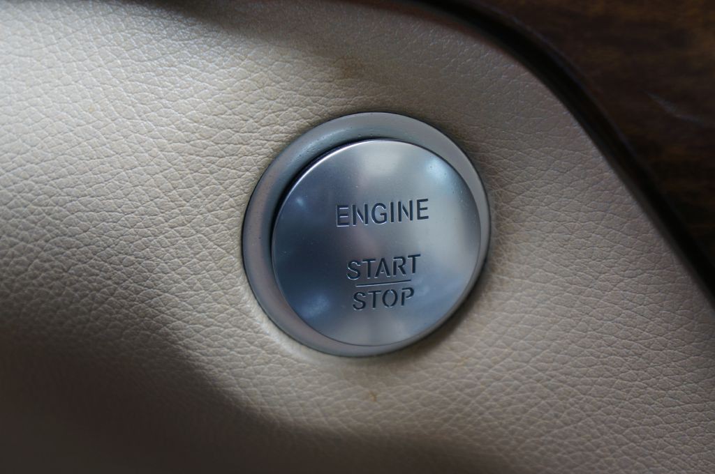 2017 Mercedes-Benz GLS-Class Image 46