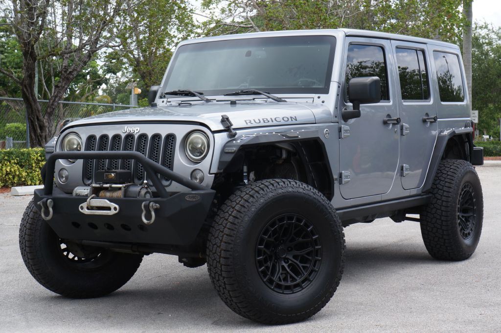 2016 Jeep Wrangler Unlimited Image 2