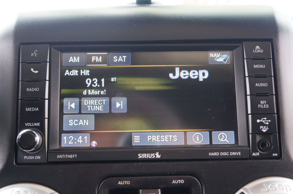 2016 Jeep Wrangler Unlimited Image 32