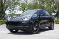 Image for 2017 Porsche Cayenne BASE ID: 7393994